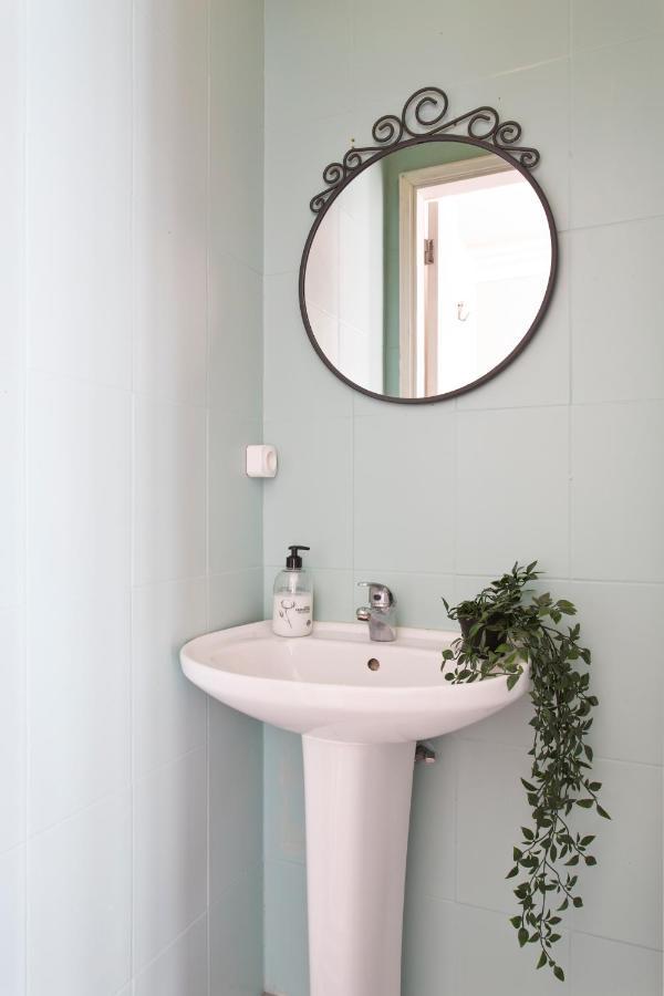 Oporto Blue Cedofeita - Charming Citycenter Loft Bagian luar foto